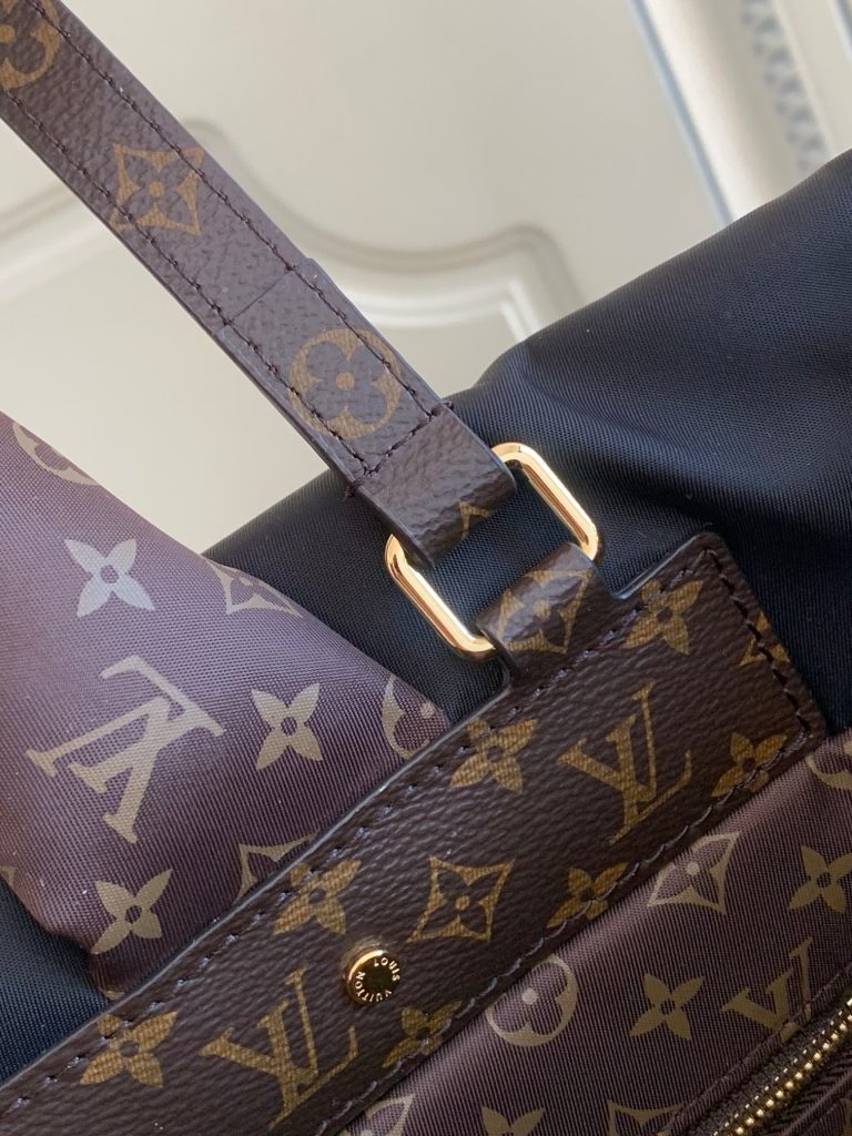 冬限定 LOUIS VUITTON　ルイヴィトン オンザゴー GM　ONTHEGO　ハンドバッグ2種　モノグラム　レディース　LVトートバッグ　プレゼント - 画像 8