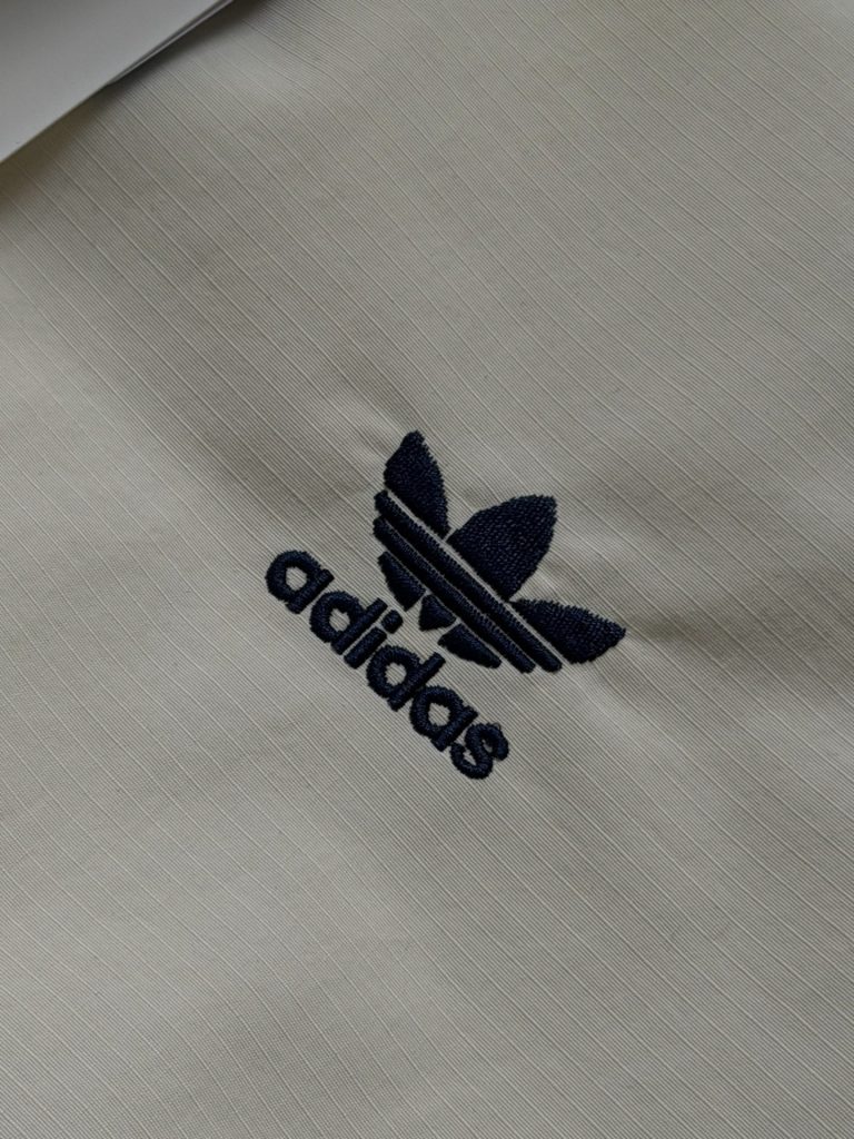 adidas ジャケット トラックジャケット 3ストライプ チームロゴ 両面デザイン ネイビー/アイボリー ナイロン - 画像 2