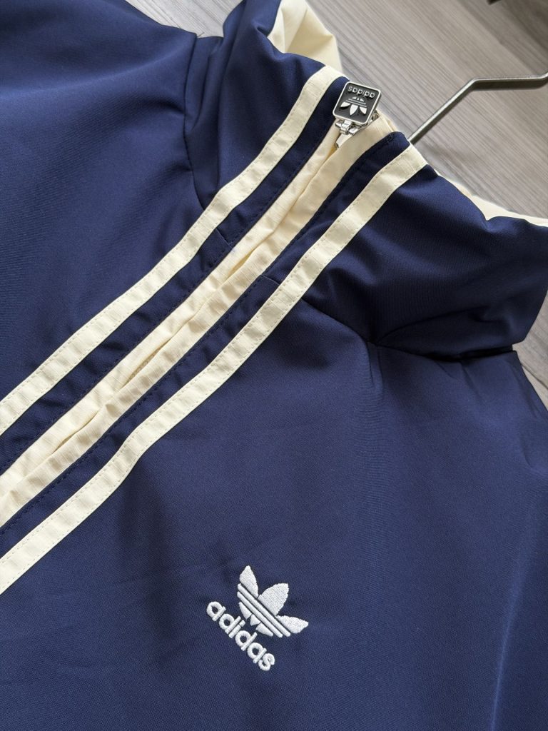 adidas ジャケット トラックジャケット 3ストライプ チームロゴ 両面デザイン ネイビー/アイボリー ナイロン - 画像 8