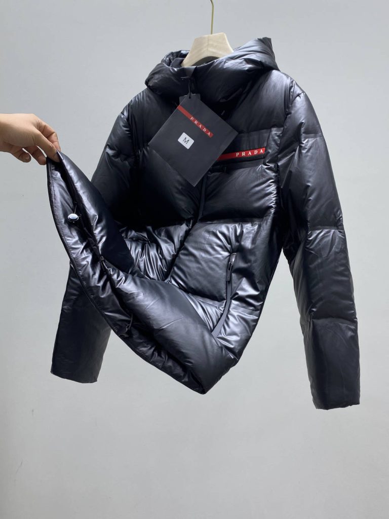 PRADA ダウンジャケット レッドロゴ 2WAY マイナス20度対応 グラフェンパッディング ブラック ポリエステル - 画像 8
