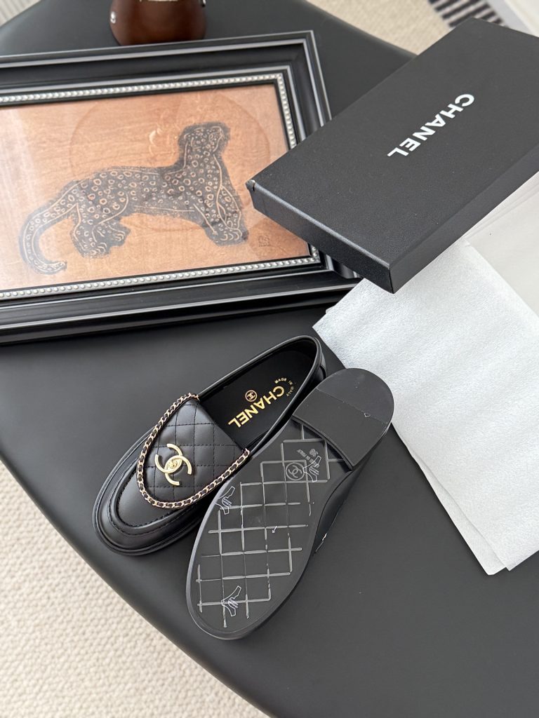 CHANEL シャネル ローファー フラットシューズ 本革 ブラック - 画像 5