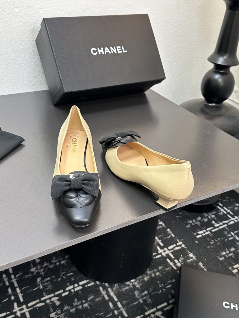 CHANEL シャネル フラットシューズ 本革 ブラック ベージュ 全2色 - 画像 8