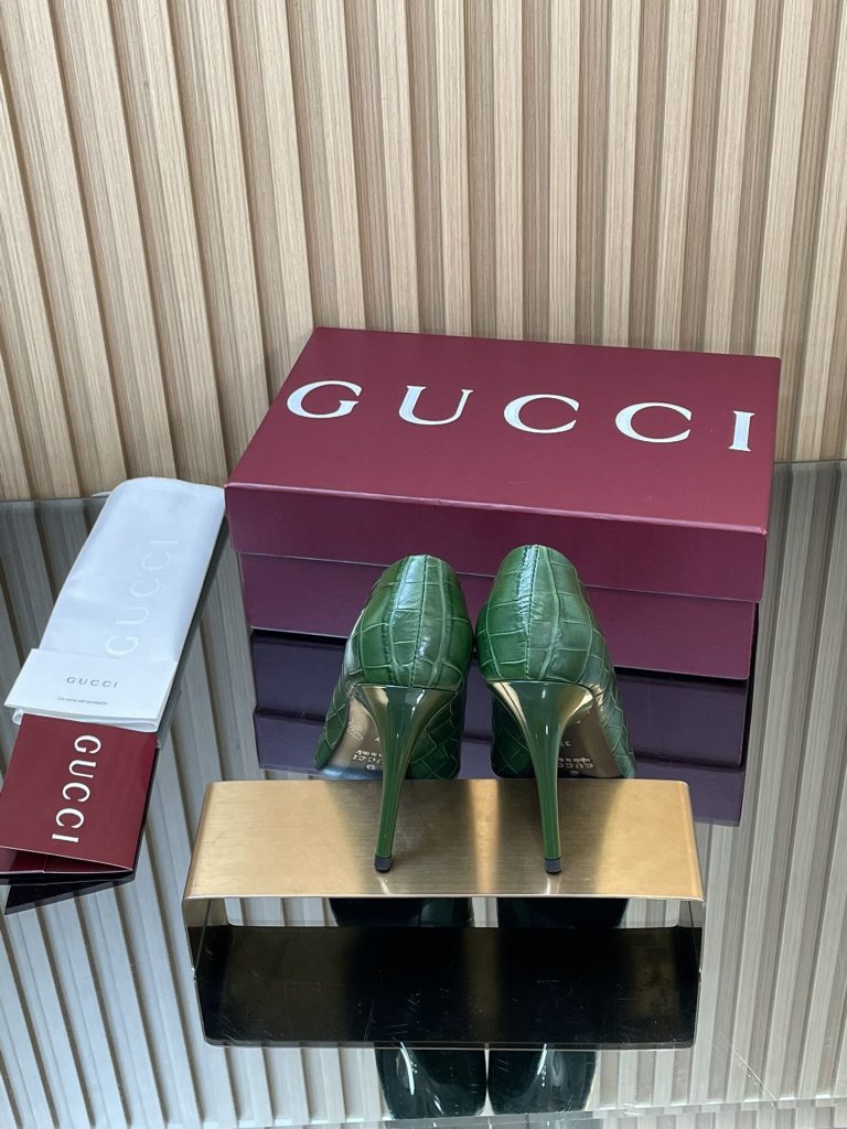 GUCCI グッチ ヘアラインパンプス 本革 通勤 ファッション 緑色 - 画像 5