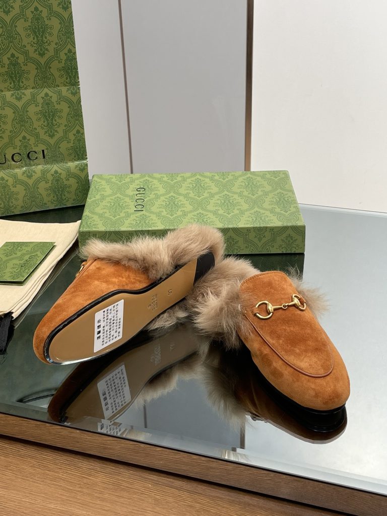 GUCCI グッチ フラットシューズ 本革 通勤 ブラック - 画像 6
