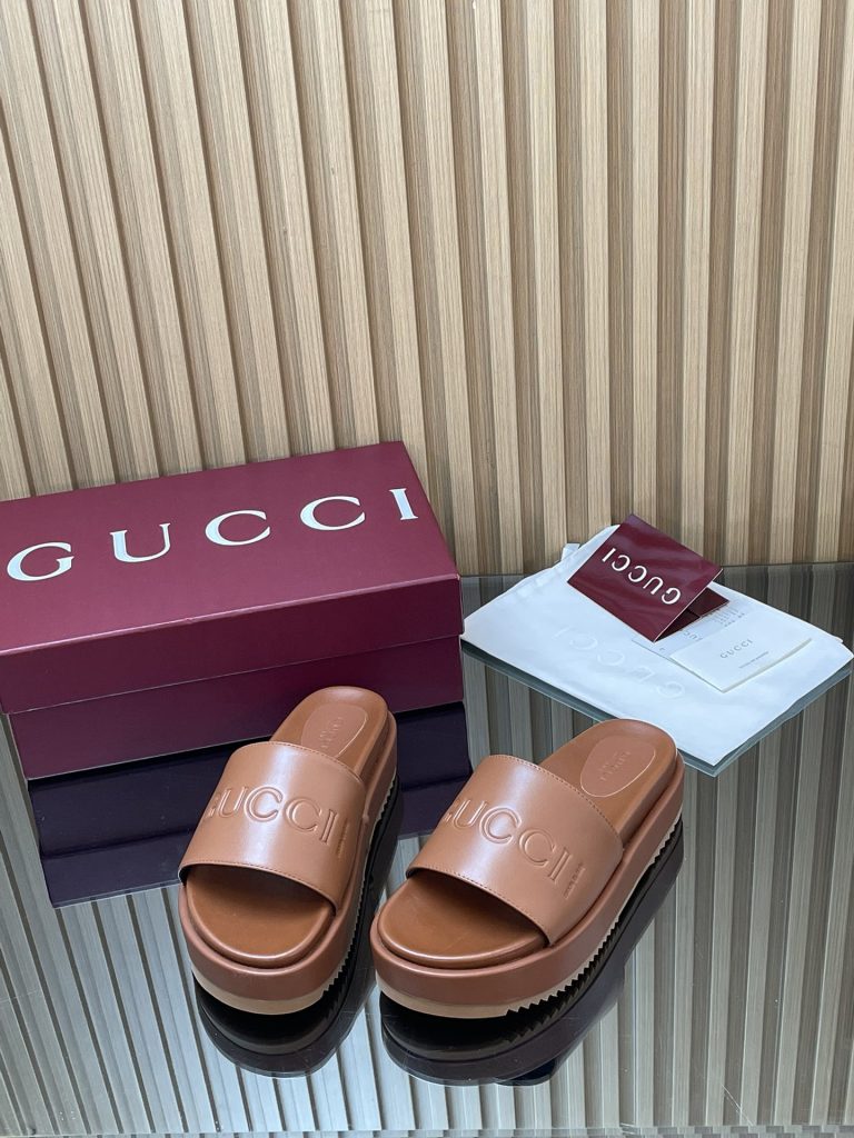 GUCCI グッチ フラットシューズ 本革 撥水 メンズ シューズ ブラック - 画像 3