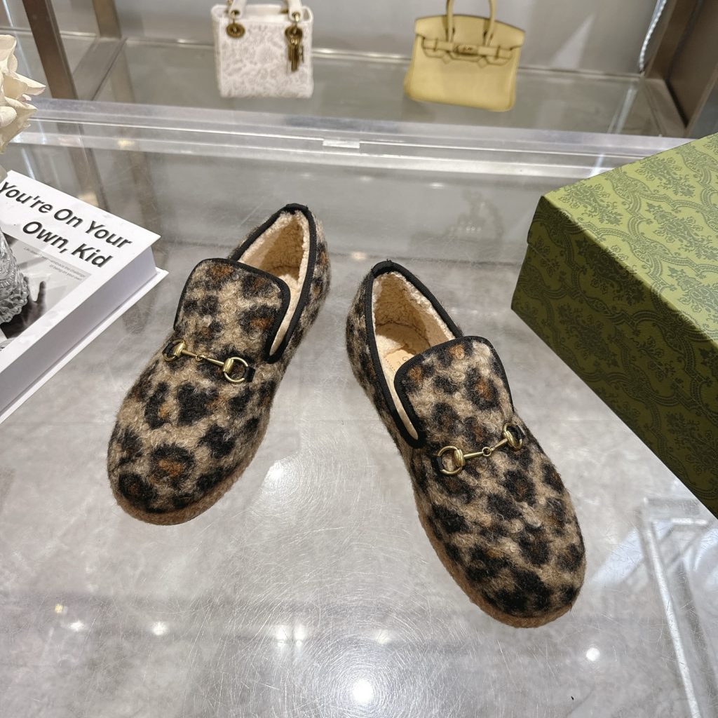 GUCCI グッチ ローファー レオパード ファー ブーツ インソール暖か ブラック 全1色 - 画像 3