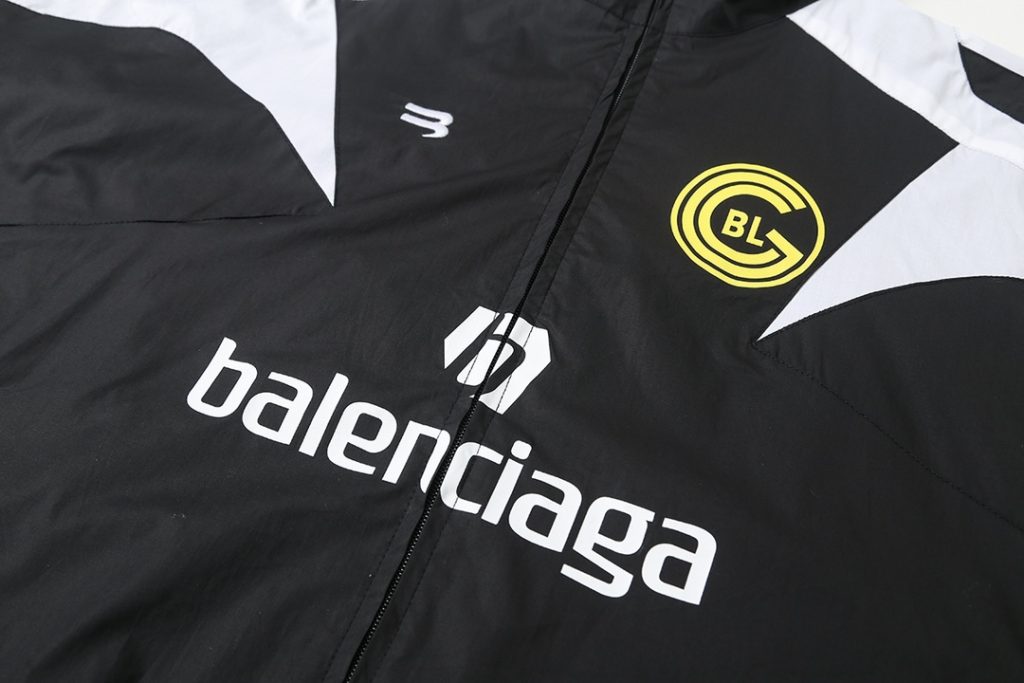 BALENCIAGA バレンシアガ フルジップジャケット 本革 通勤 通学 黒色 - 画像 4