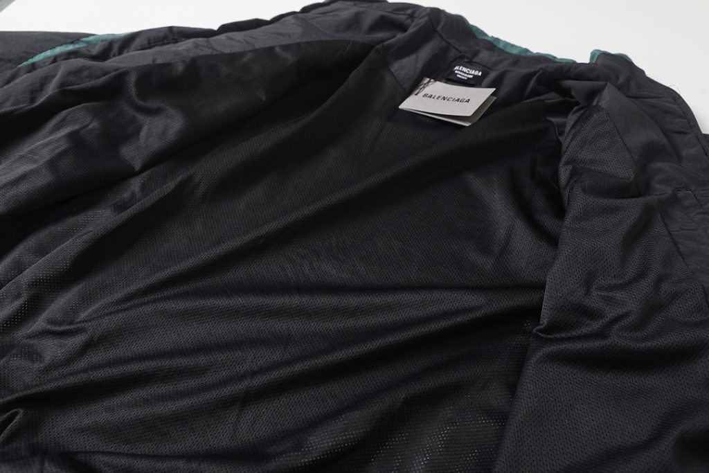 BALENCIAGA バレンシアガ レンジップジャケット ブラック 緑 白 - 画像 5