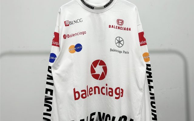 ブランドアイテムのTシャツを予算内で探す前に見るロゴのポイント