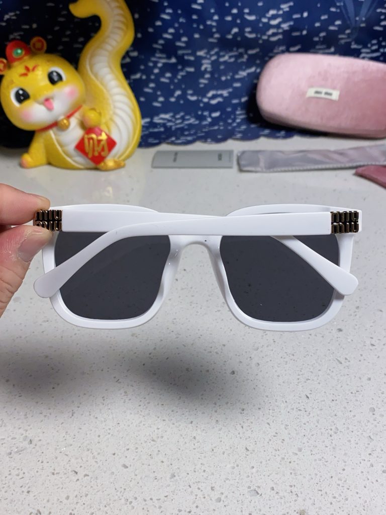 MIU MIU ミウミウ サングラス レディース 防紫外線 サングラス フレーム ホワイト 多色展開 - 画像 8
