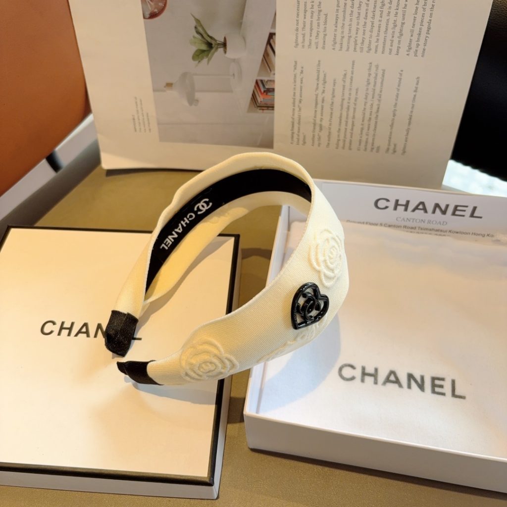 CHANEL シャネル ヘアバンド ローズ刺繍 心型ロゴ ブランド アクセサリー 全2色 - 画像 7