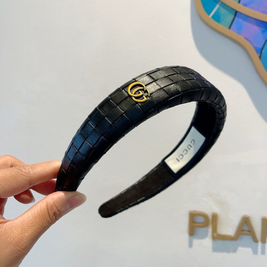 GUCCI グッチ ヘアアクセサリー 本革 ブラック レッド 全2色 - 画像 3
