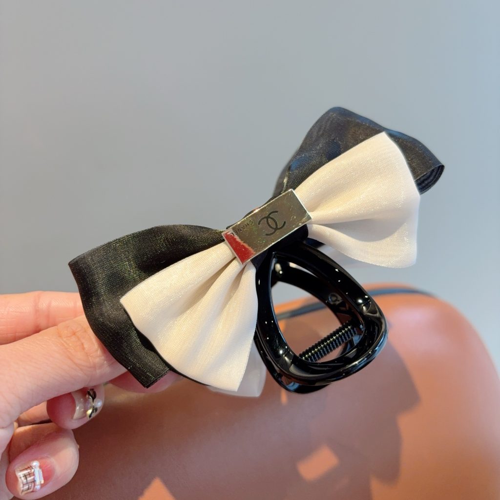 CHANEL シャネル ヘアクリップ フラットヘアクリップ ブラック ホワイト ファッション アクセサリー - 画像 6