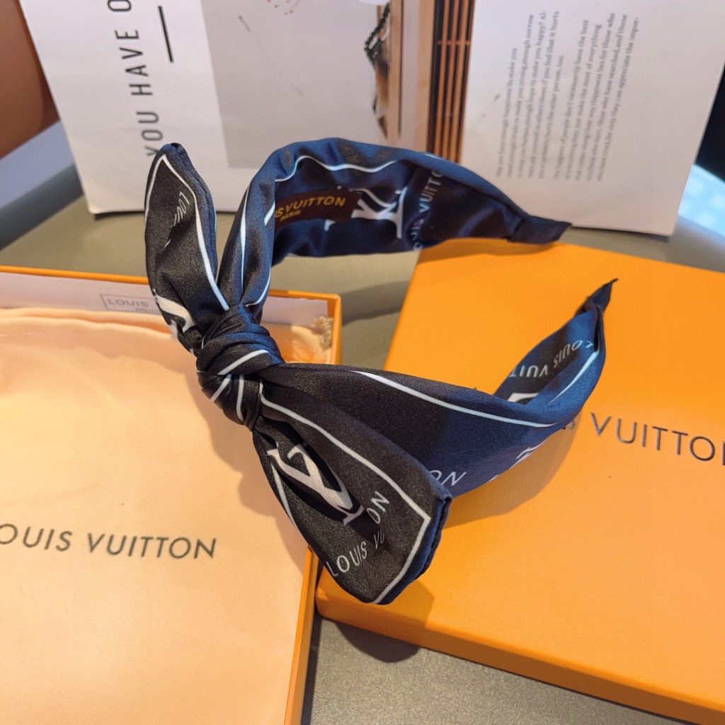 LOUIS VUITTON ルイヴィトン ヘアバンド ロゴ バンド シルク ブラック 全2色 - 画像 8