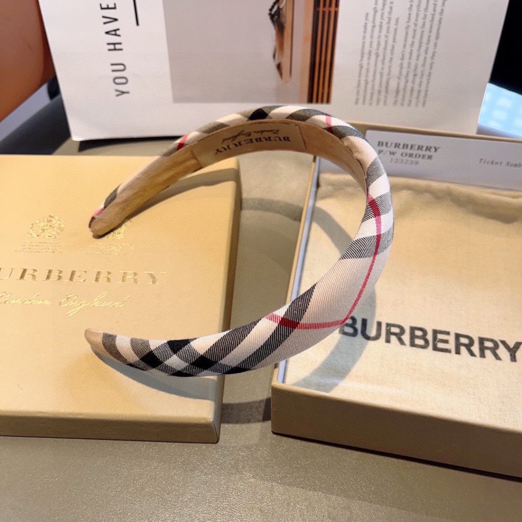 BURBERRY バーバリー ヘアバンド シルク ブラック ホワイト レッド ブラック系のチェック柄 全3色 - 画像 8
