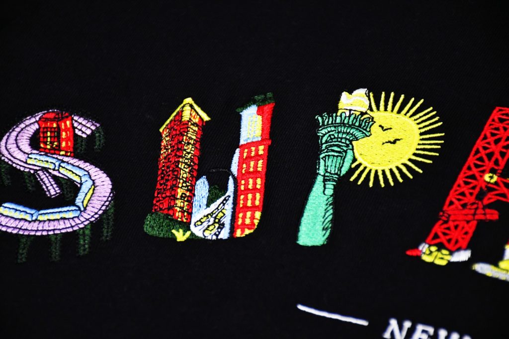 Supreme スュプリーム ロゴTシャツ 本革 ブラック ホワイト 全2色 - 画像 5