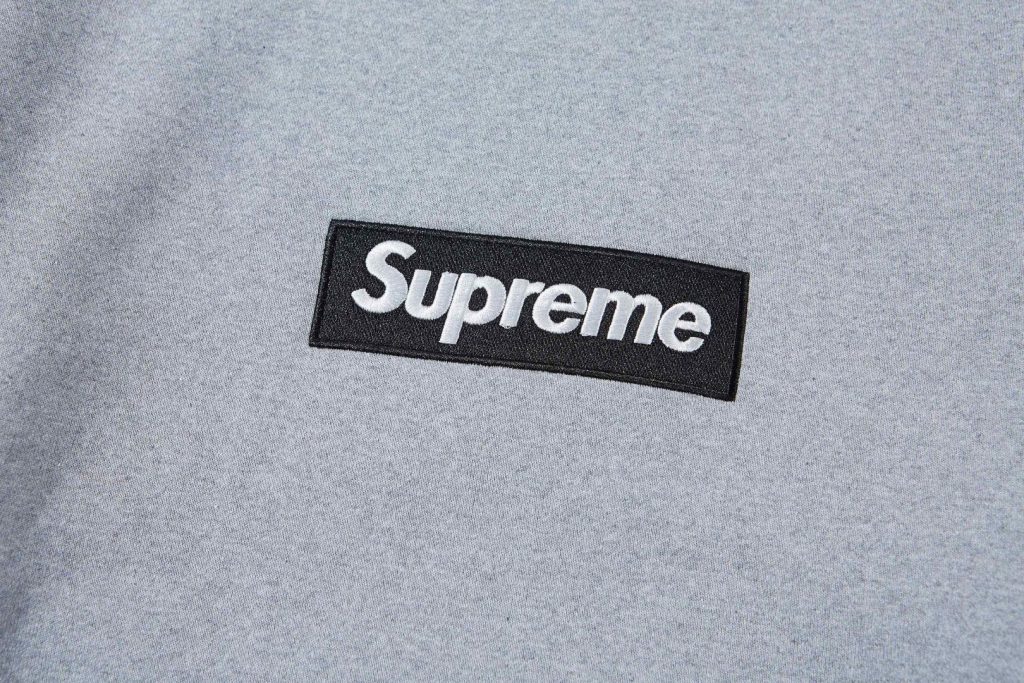 SUPREME スーパー ボックスロゴクルーネック スウェットシャツ メンズ 全3色 - 画像 6