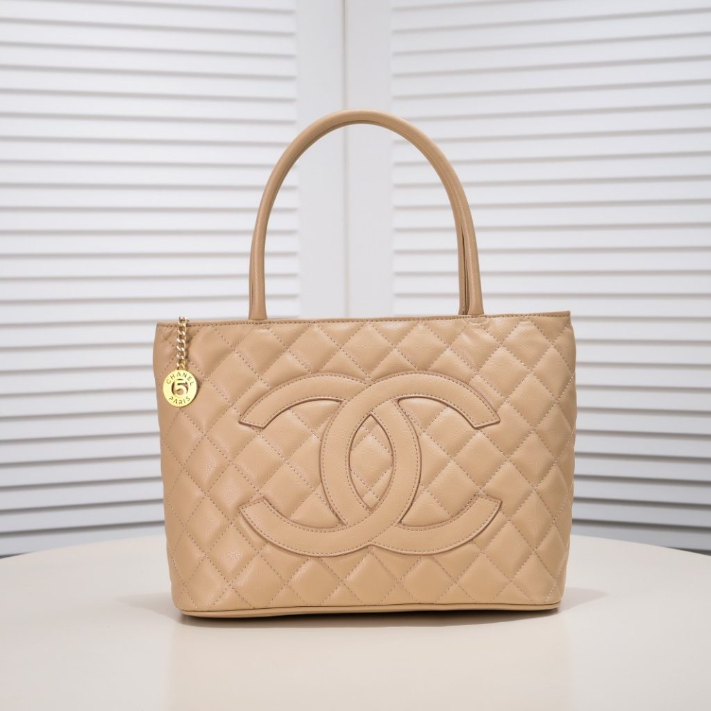 シャネル　CHANEL　レディースバッグ　キャビアスキン　トートバッグ　カバン　3色 - 画像 4