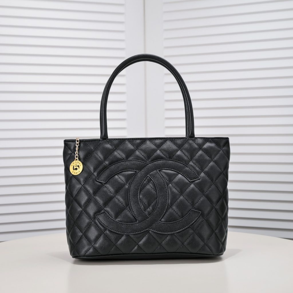 シャネル　CHANEL　レディースバッグ　キャビアスキン　トートバッグ　カバン　3色 - 画像 2