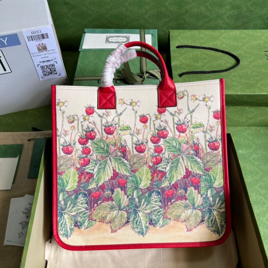 高品質　グッチ　GUCCI　大人もOK♪可愛い✨フェアリープリントトートバッグ　ストロベリー妖精/木の妖精　キッズバッグ・財布・子供用トート・レッスンバッグ　ハンドバッグ - 画像 4