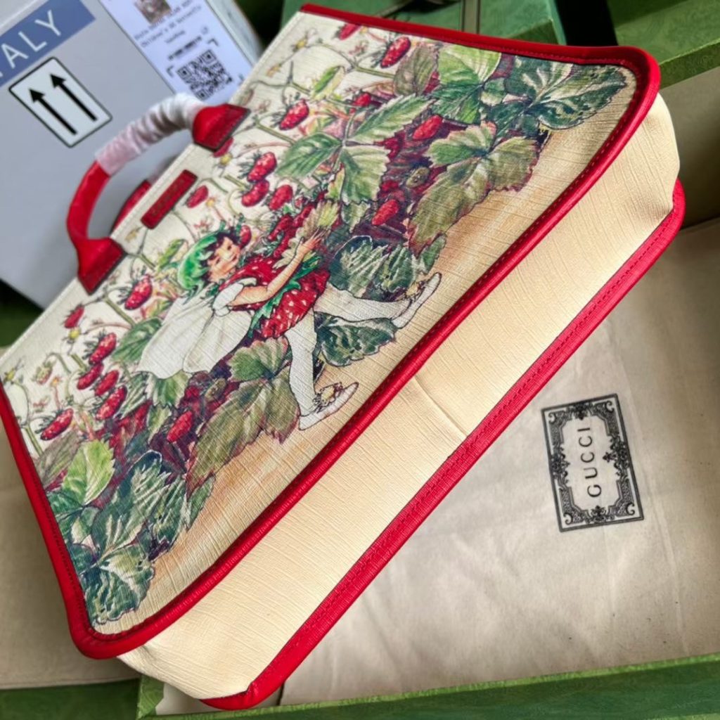 高品質　グッチ　GUCCI　大人もOK♪可愛い✨フェアリープリントトートバッグ　ストロベリー妖精/木の妖精　キッズバッグ・財布・子供用トート・レッスンバッグ　ハンドバッグ - 画像 5