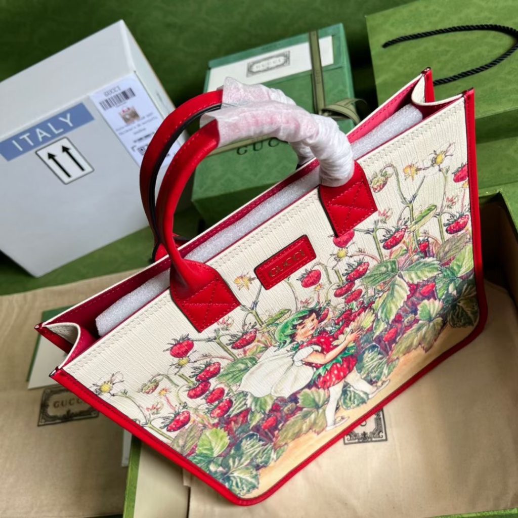 高品質　グッチ　GUCCI　大人もOK♪可愛い✨フェアリープリントトートバッグ　ストロベリー妖精/木の妖精　キッズバッグ・財布・子供用トート・レッスンバッグ　ハンドバッグ - 画像 6