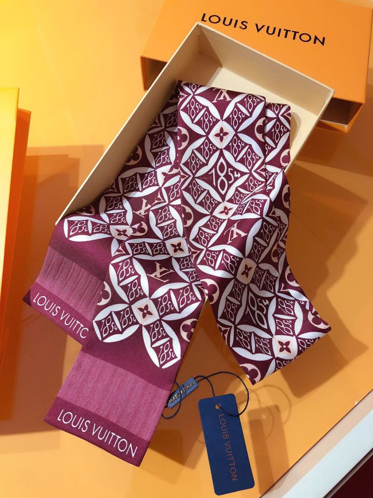 LOUIS VUITTON　ルイヴィトン　バンドー　SINCE 1854 ツイリースカーフ　バックチャーム　レディース　 細スカーフ - 画像 6