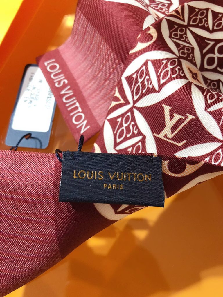 LOUIS VUITTON　ルイヴィトン　バンドー　SINCE 1854 ツイリースカーフ　バックチャーム　レディース　 細スカーフ - 画像 8
