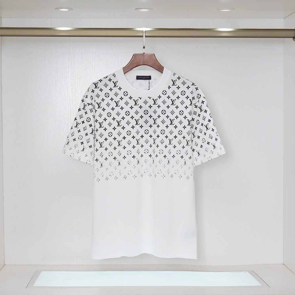 Louis Vuitton　ルイヴィトン　メンズシャツ　クルーネック 半袖シャツ　綿100％　Ｔシャツ　T-Shirt　シャツ　2色 - 画像 3