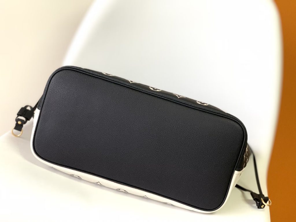 ルイヴィトン　Louis Vuitton　ネヴァーフル MM　モノグラム　ハンドバッグ　ポーチ付き　レディース　トートバッグ　定番人気バッグ　2色選択可能 - 画像 8