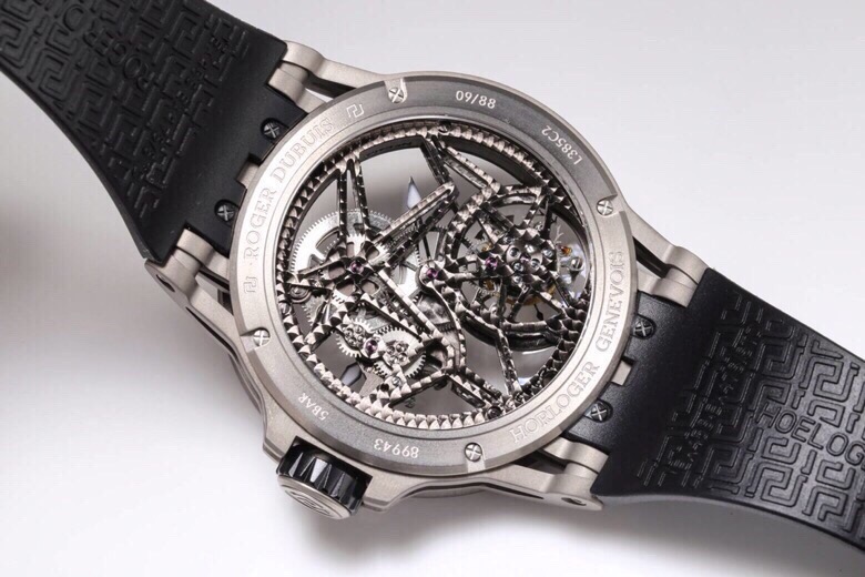 ROGER DUBUIS ロジェデュビュー 腕時計 メンズ 一體陀飛輪 メカニカル 45mm ブラック - 画像 7