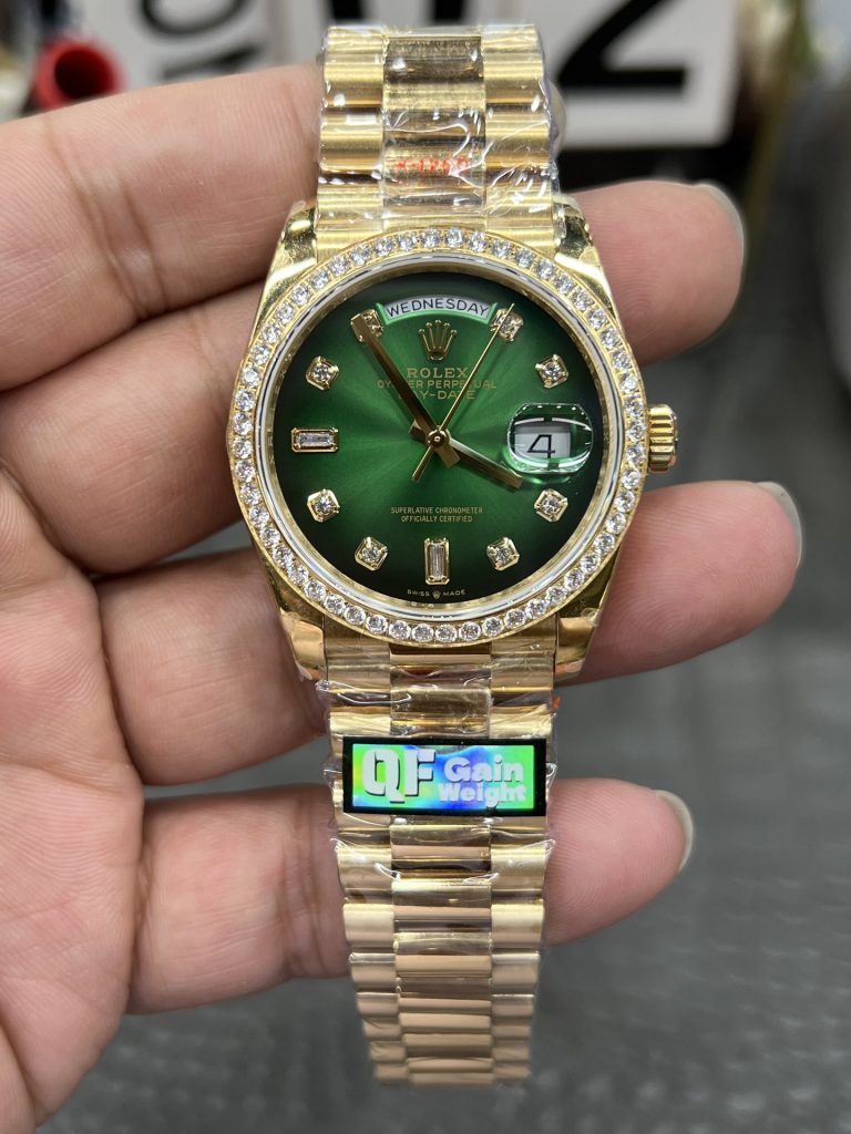 ROLEX ロレックス 星期日型 腕時計 メンズ 自動巻き 機械式 36mm 煙燻緑 ダイヤ…｜長く使うなら確認したい腕時計を写真で確認