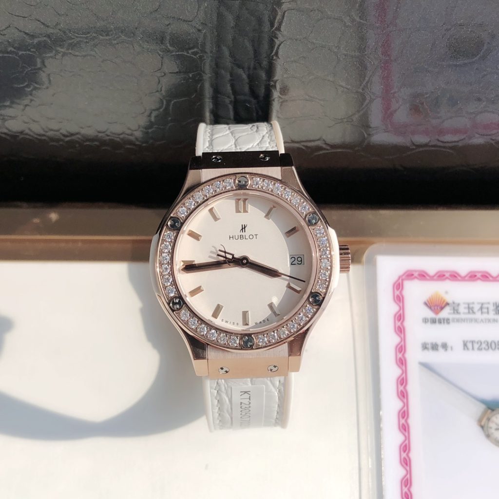 HUBLOT ハブロット 腕時計 レディース ダイヤモンド インデックス シリコンバンド ホワイト - 画像 3