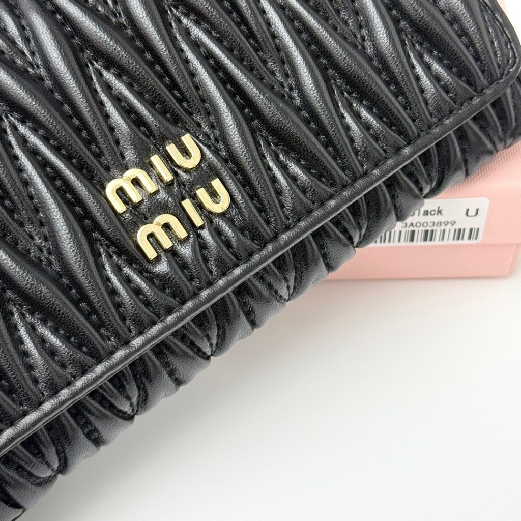 MIUMIU ミウミウ ミニ財布 ロングウォレット 黒 - 画像 5