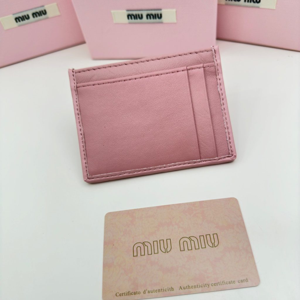 Miu Miu ミウミウ カードケース ミニ財布 プリーツ ラウンドファスナー 黒 粉 藍 全3色 - 画像 3