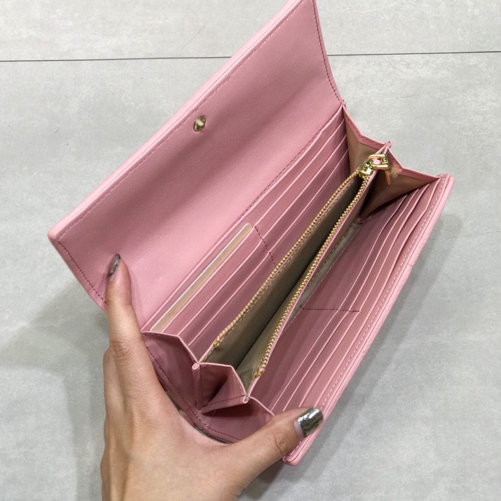 Miu Miu ミュウミュウ 長財布 ミニ ミニミン ミニ財布 パステルピンク 全2色 - 画像 8
