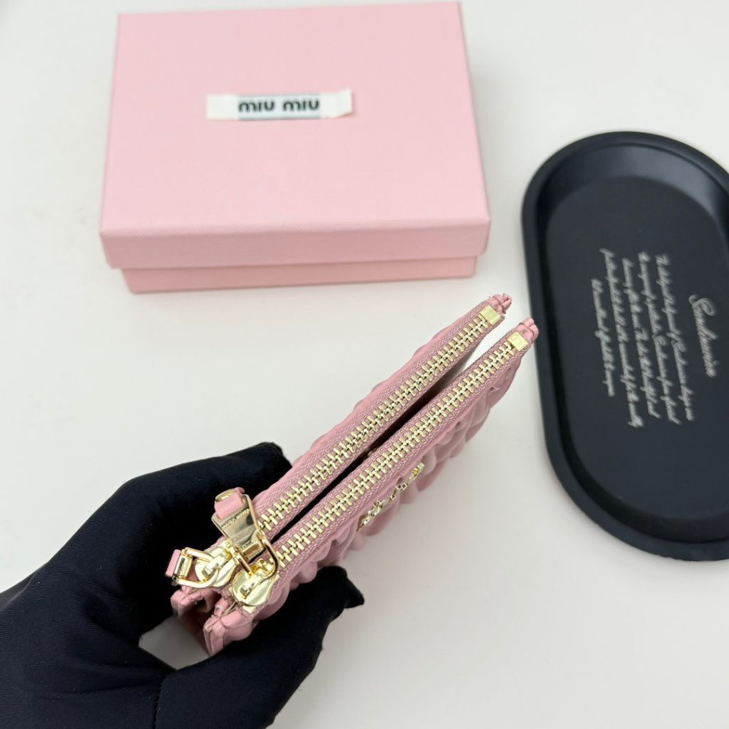 MIU MIU ミウミウ ウェーブ型リボンジッパー財布 ピンク - 画像 6