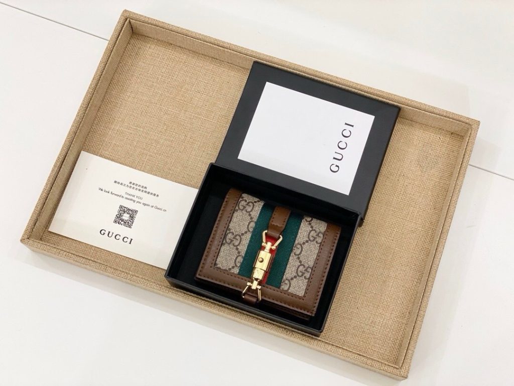 GUCCI グッチ 財布 コンパクト 折り財布 本革仕様 カード収納 ブラウン - 画像 3