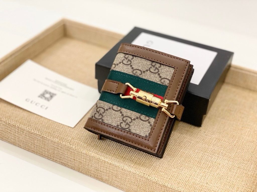 GUCCI グッチ 財布 コンパクト 折り財布 本革仕様 カード収納 ブラウン - 画像 7