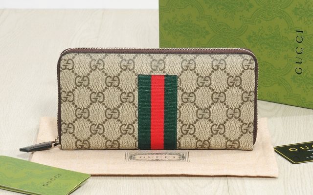 物価高でも選びやすい財布：Gucciを自然に取り入れる
