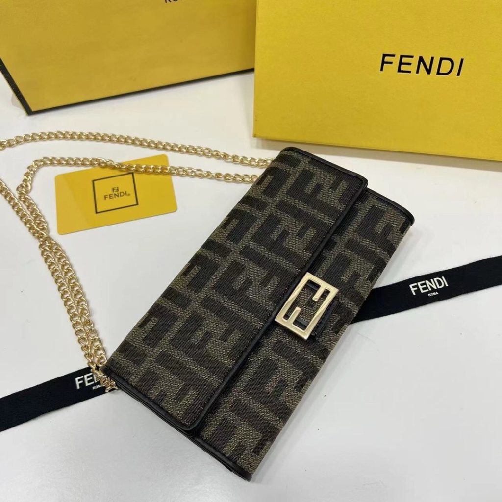 FENDI フェンディ コピー ショルダーバッグ ファイブジー ロゴ柄 チェーン付き 黒ブラウン - 画像 2