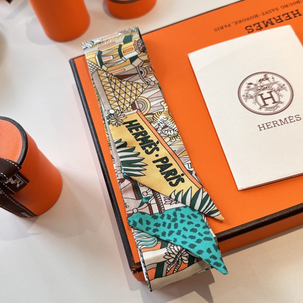 エルメス　Hermes Twilly　ツイリー　スカーフ　レディーススカーフ　Scarf　可愛い　3点 - 画像 4