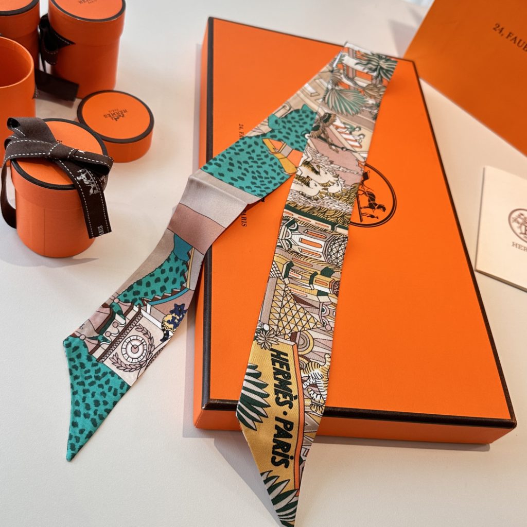 エルメス　Hermes Twilly　ツイリー　スカーフ　レディーススカーフ　Scarf　可愛い　3点 - 画像 5