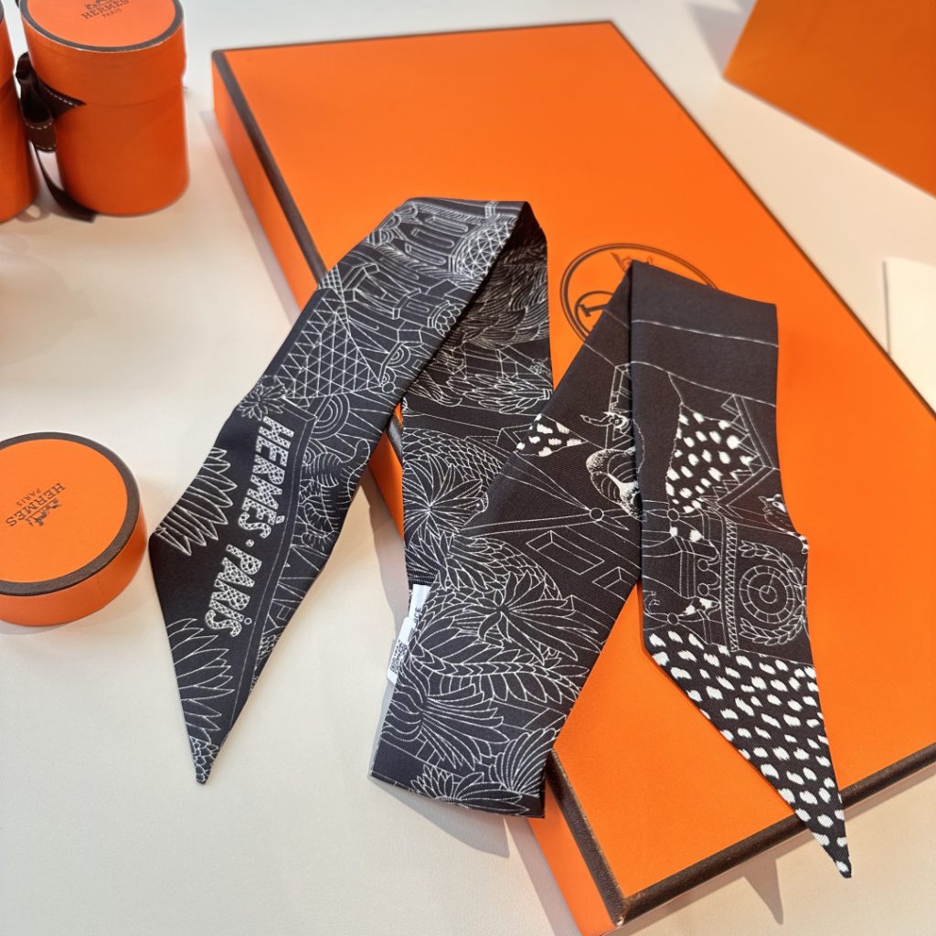 エルメス　Hermes Twilly　ツイリー　スカーフ　レディーススカーフ　Scarf　可愛い　3点 - 画像 8
