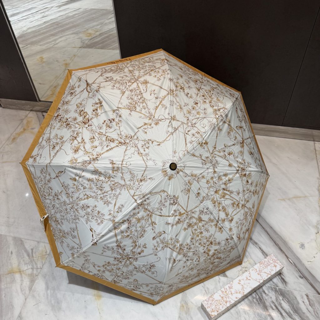 DIOR　折りたたみ傘クリスチャンディオール　アンブレラ雨傘　晴雨兼用UVカット　ワンタッチ開閉傘/かさ　人気 おしゃれ5種 - 画像 7