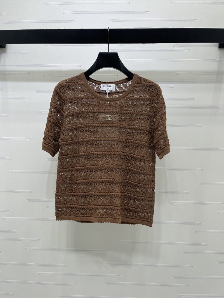 CHANEL ニット Tシャツ レディース 通気性 オープンワーク ロゴ刺繍 シルエット 春…｜季節の変わり目で使いやすいファッションアイ…