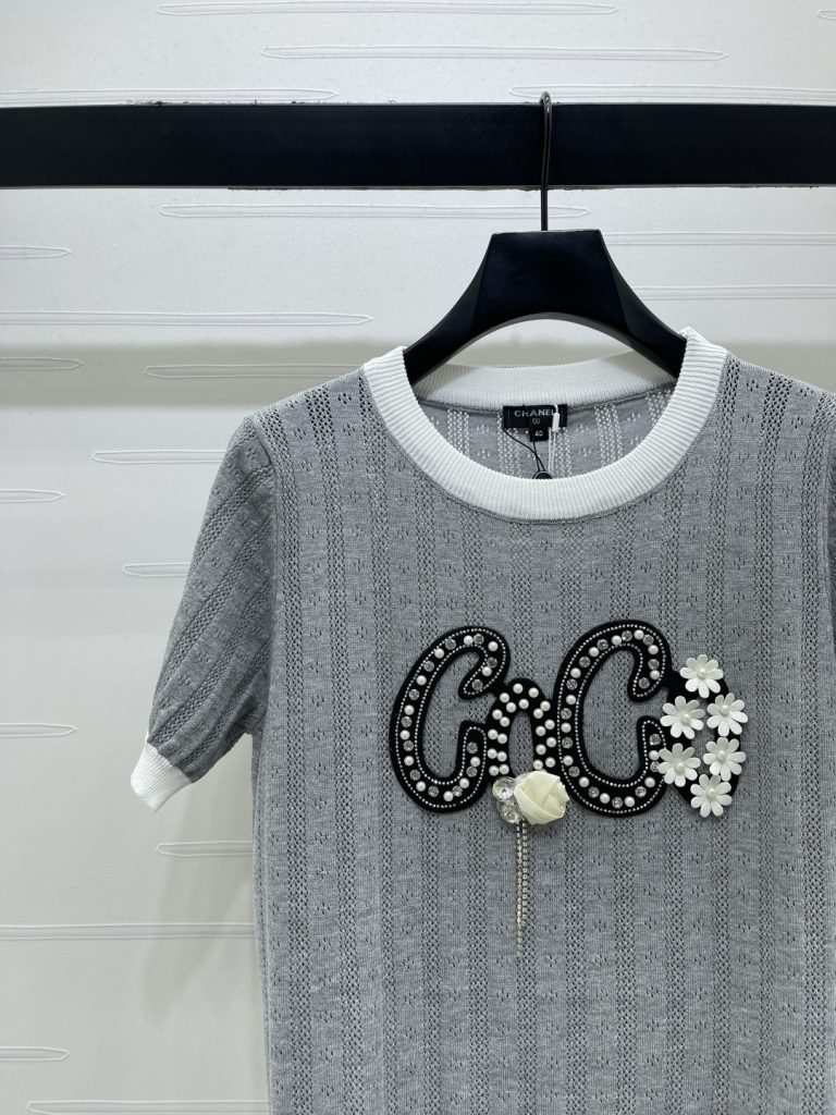 CHANEL ニット Tシャツ コピー ロゴ刺繍 レディース グレー 全2色 - 画像 3