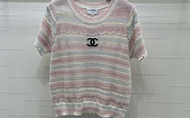 CHANEL コピー ニットTシャツ レディース デザインニット ピンク ホワイト バルーンスリーブ ロゴ刺繍 3色展開