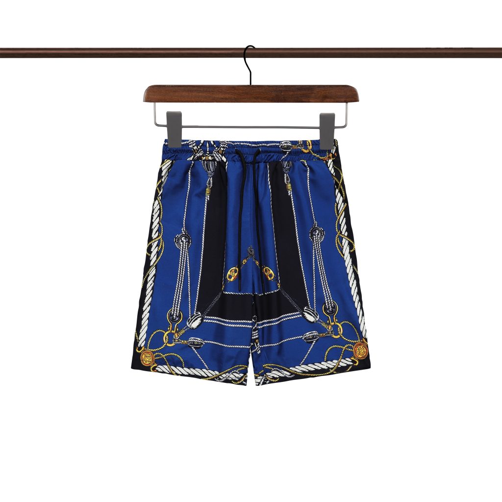 ヴェルサーチ　Versace　セットアップ　ポロシャツ　上下2点セット　メンズ服　半袖Ｔシャツと半ズボン/ショートパンツ　カジュアルウェア　メンズセット - 画像 4