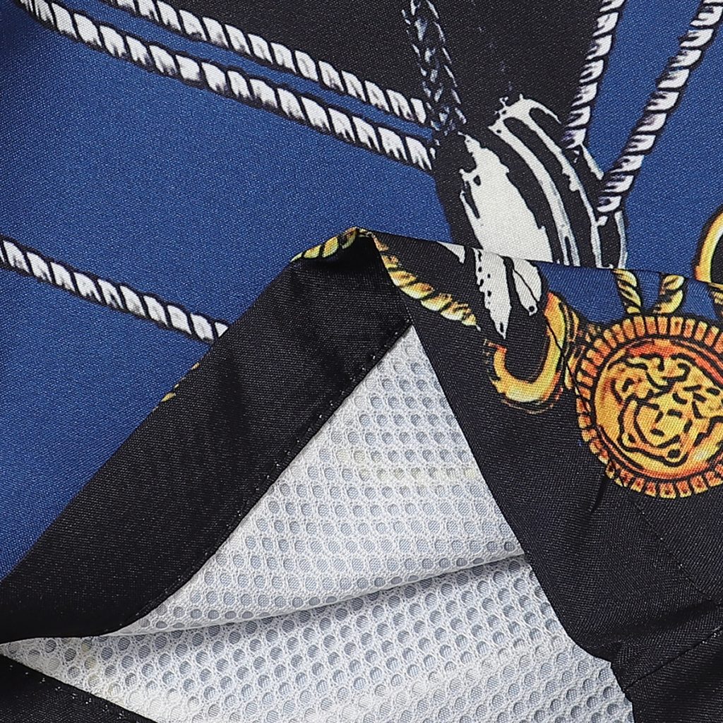 ヴェルサーチ　Versace　セットアップ　ポロシャツ　上下2点セット　メンズ服　半袖Ｔシャツと半ズボン/ショートパンツ　カジュアルウェア　メンズセット - 画像 8